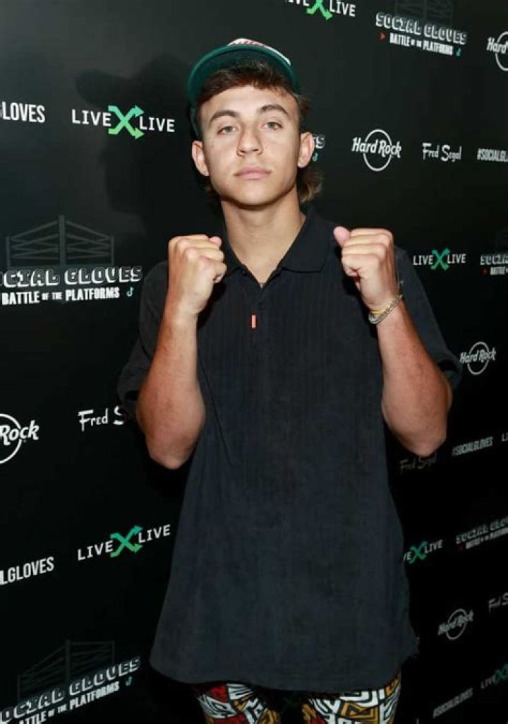 Cale Saurage | Blogsia