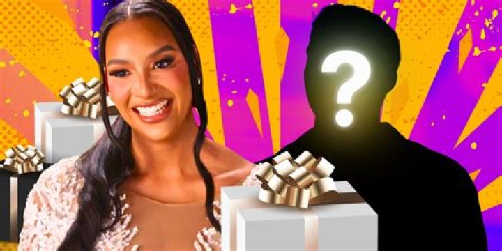 SparkVlog | '90 Day Fianc: Love In Paradise' Stars Jessica and Juan Welcome Baby Boy -