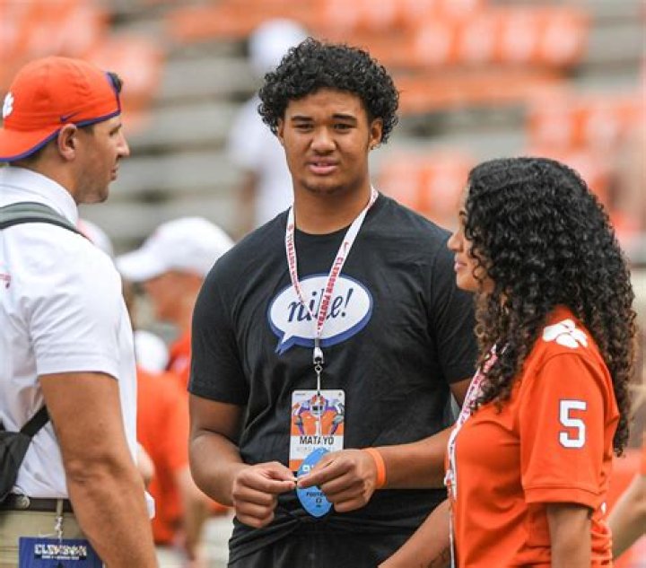 Unveiling The Partner Of Star Quarterback: Dj Uiagalelei's Love Story