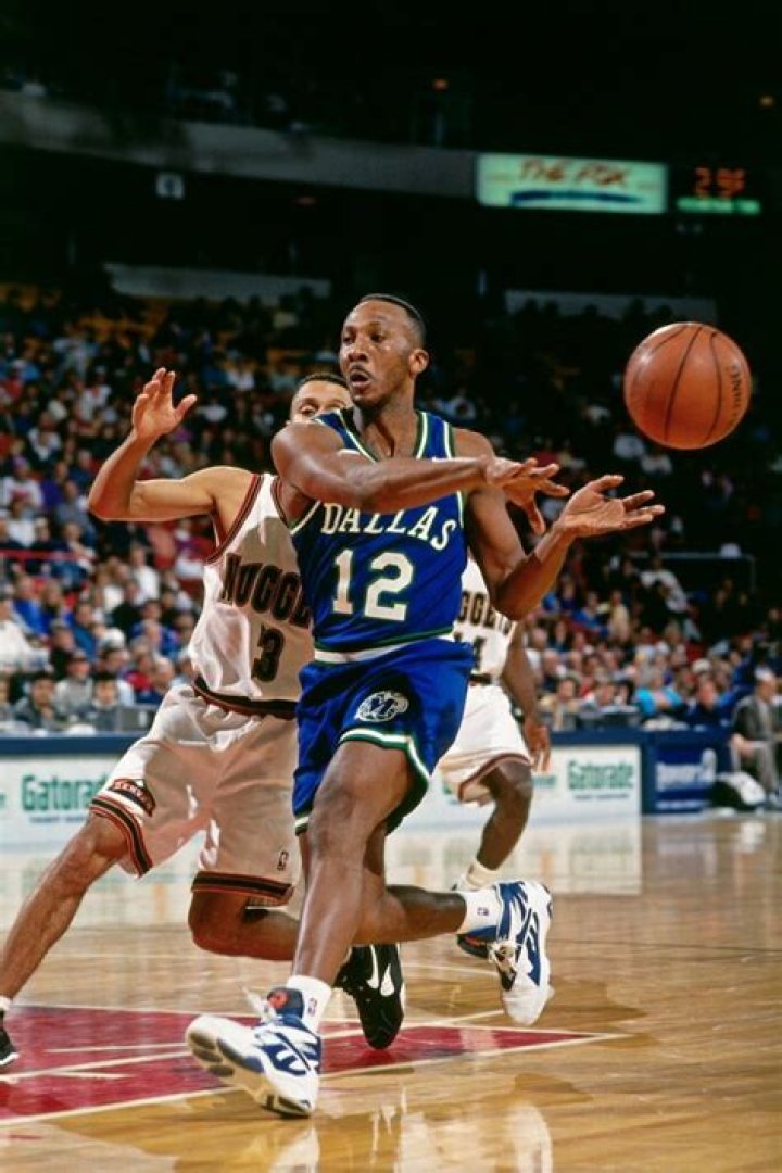 Where Is Derek Harper? What Is Mavericks Legend Doing Now?